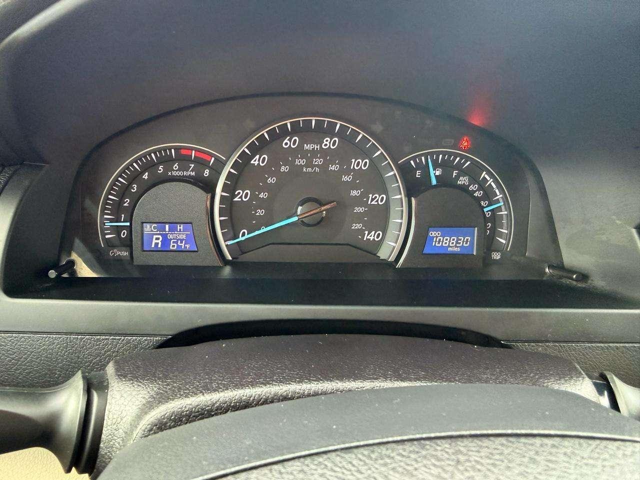 Toyota Camry 4dr Sdn I4 Auto XLE (Natl) 2015