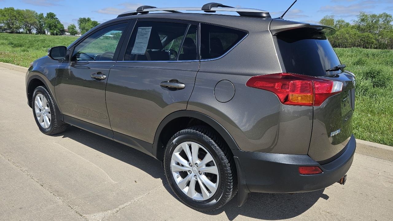 Toyota RAV4 AWD 4dr Limited (Natl) 2015