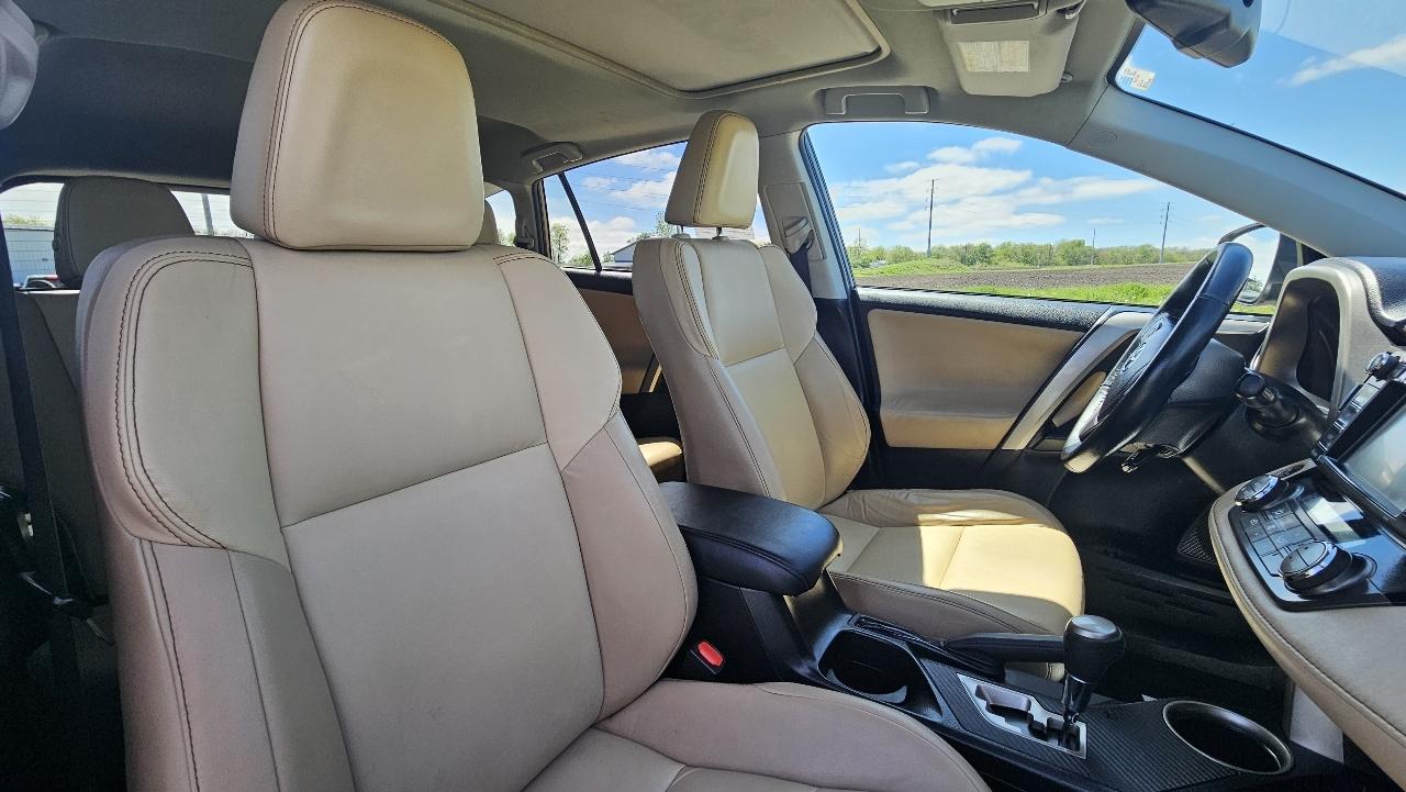 Toyota RAV4 AWD 4dr Limited (Natl) 2015