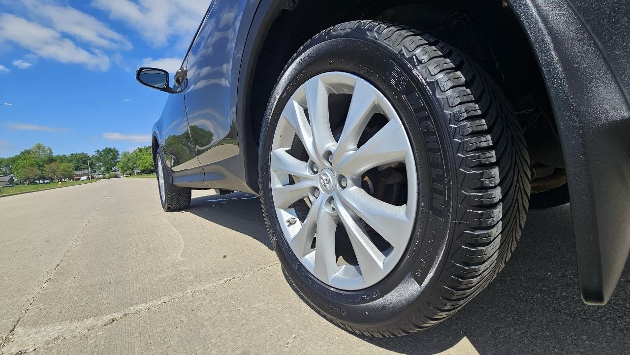 Toyota RAV4 AWD 4dr Limited (Natl) 2015