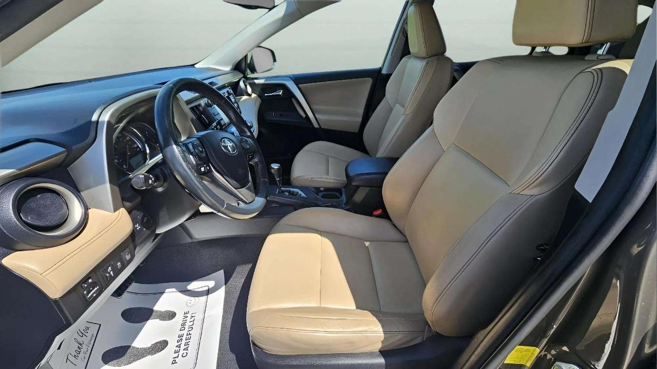 Toyota RAV4 AWD 4dr Limited (Natl) 2015