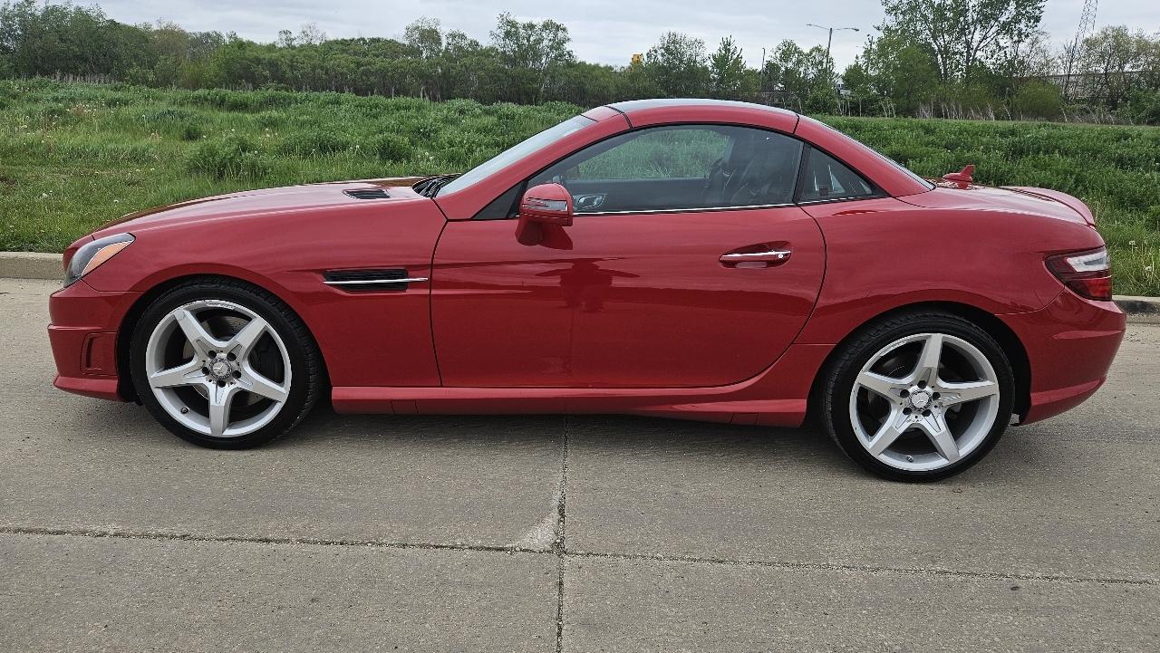 Mercedes-Benz SLK-Class 2dr Roadster SLK 250 2012