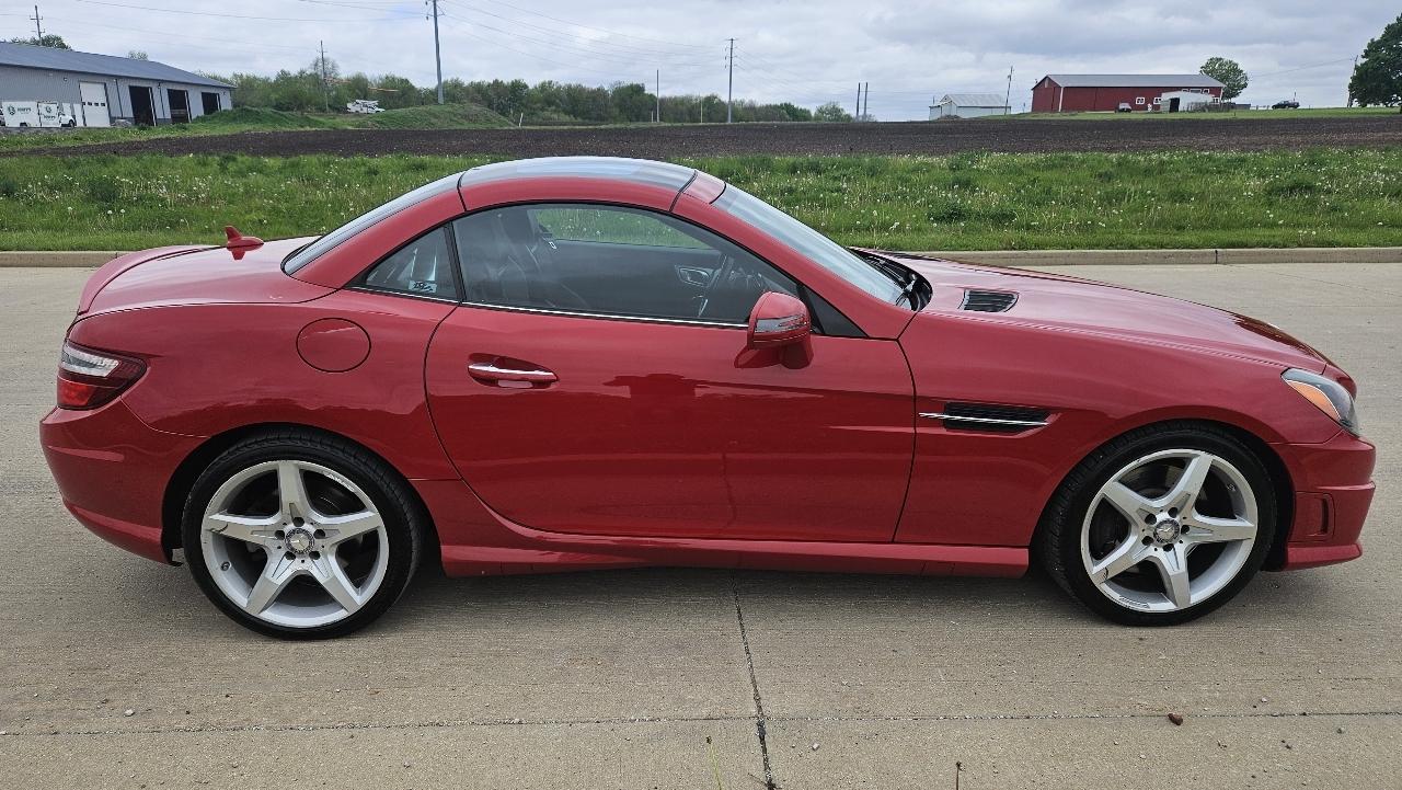 Mercedes-Benz SLK-Class 2dr Roadster SLK 250 2012