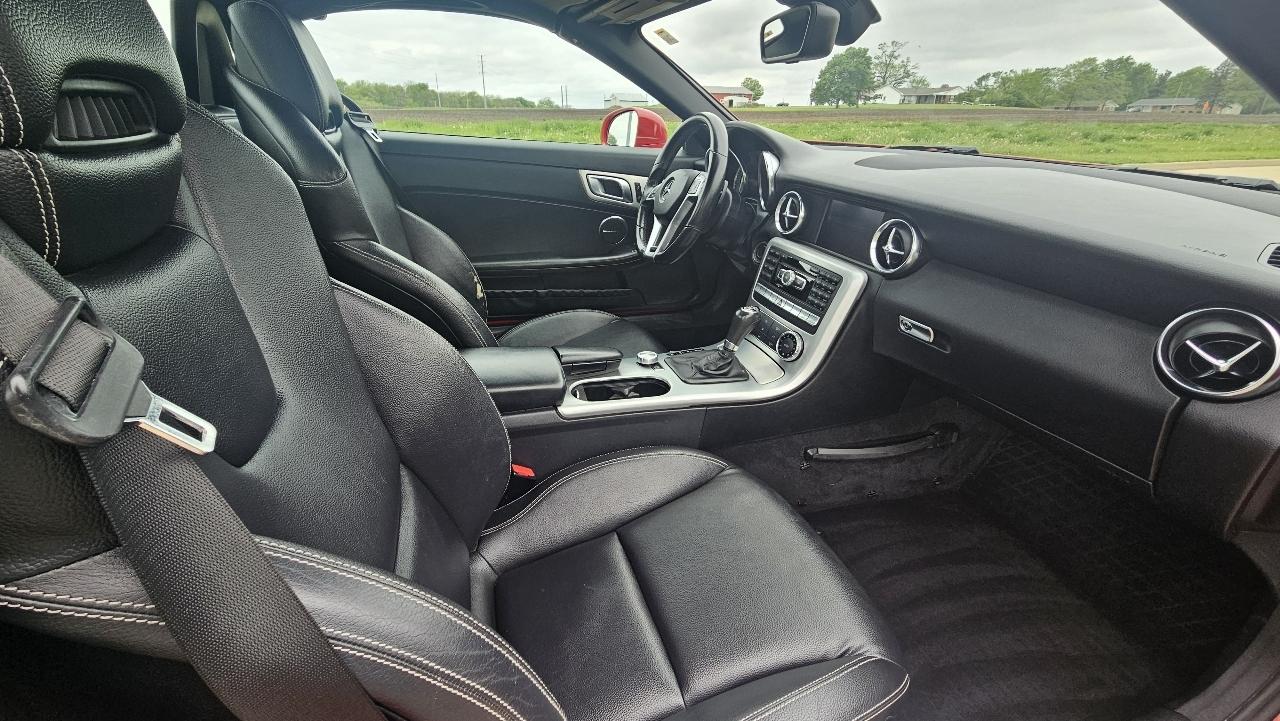 Mercedes-Benz SLK-Class 2dr Roadster SLK 250 2012