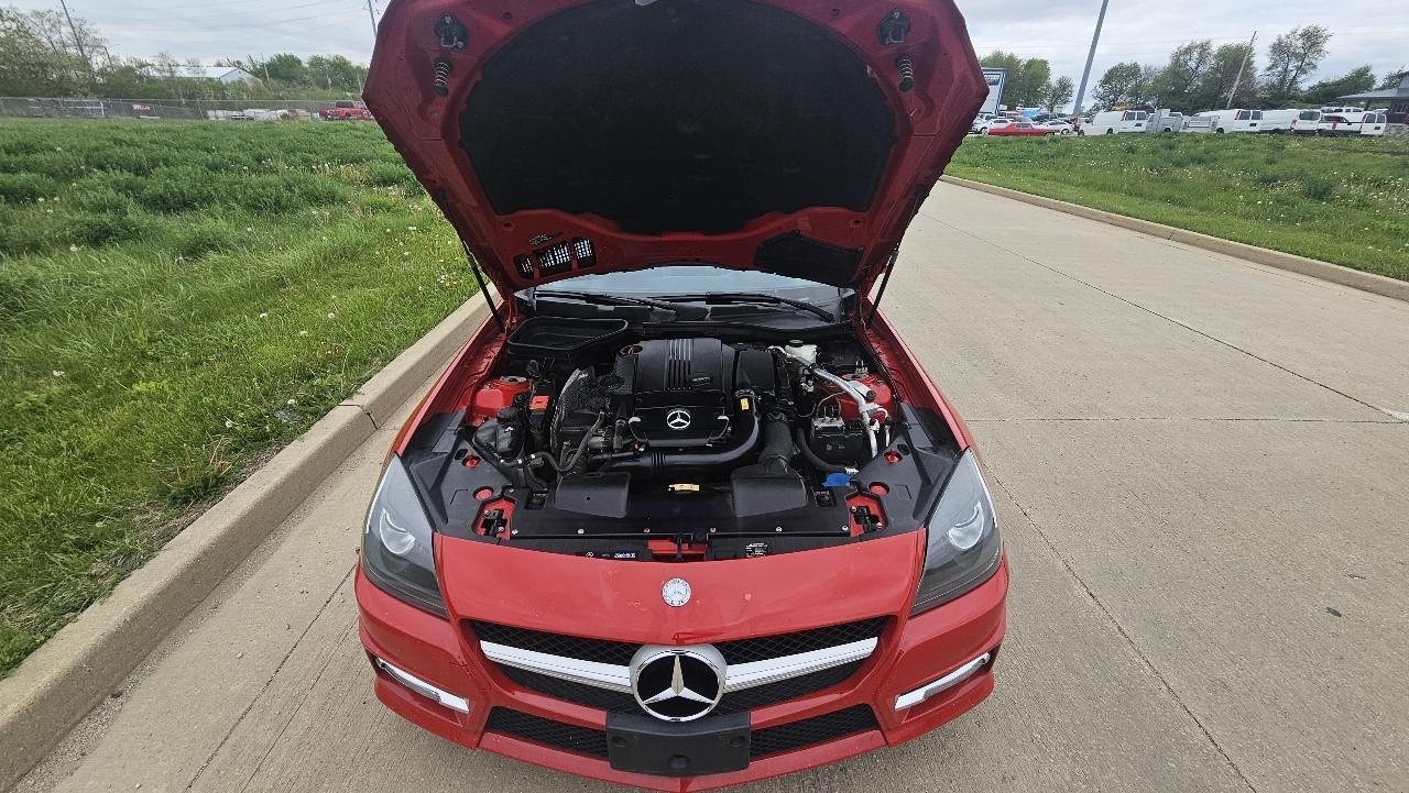 Mercedes-Benz SLK-Class 2dr Roadster SLK 250 2012