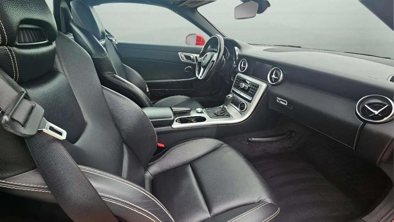 Mercedes-Benz SLK-Class 2dr Roadster SLK 250 2012