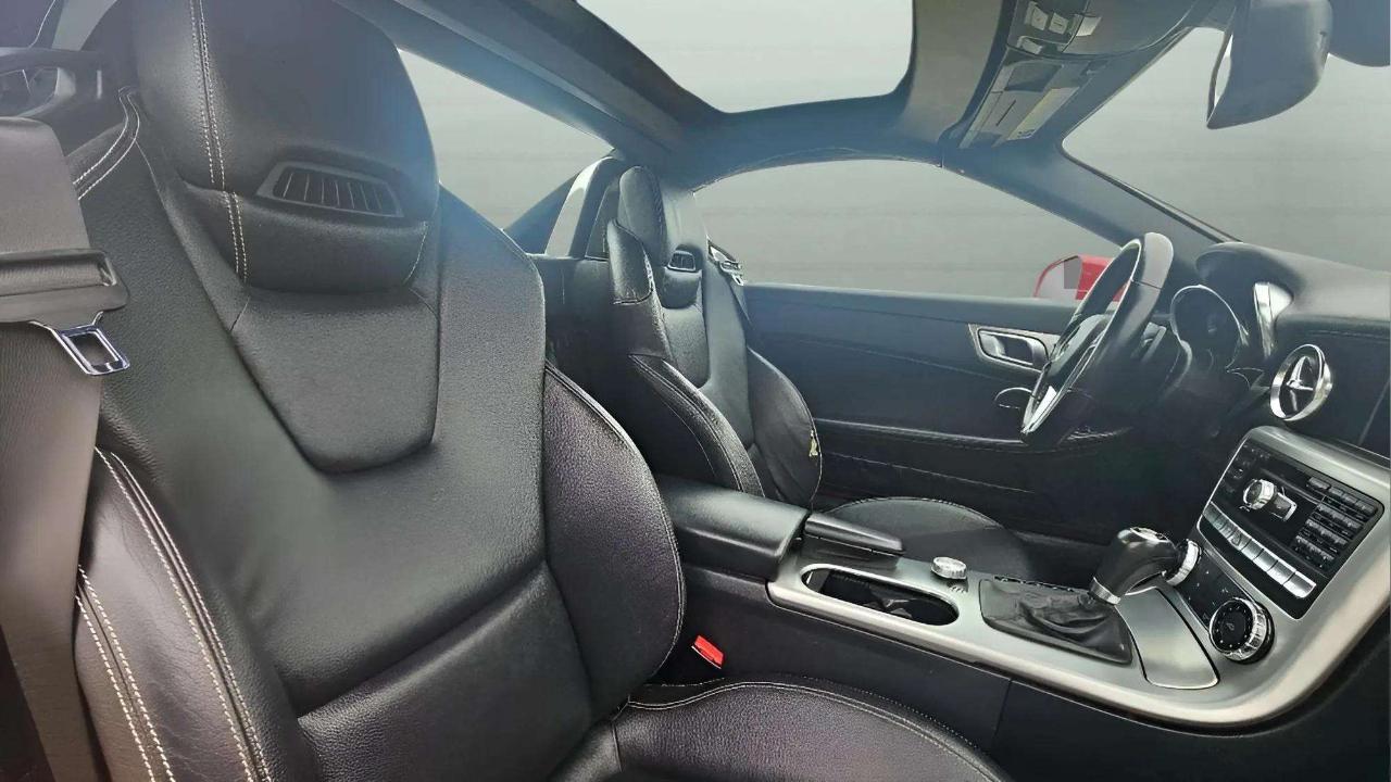 Mercedes-Benz SLK-Class 2dr Roadster SLK 250 2012