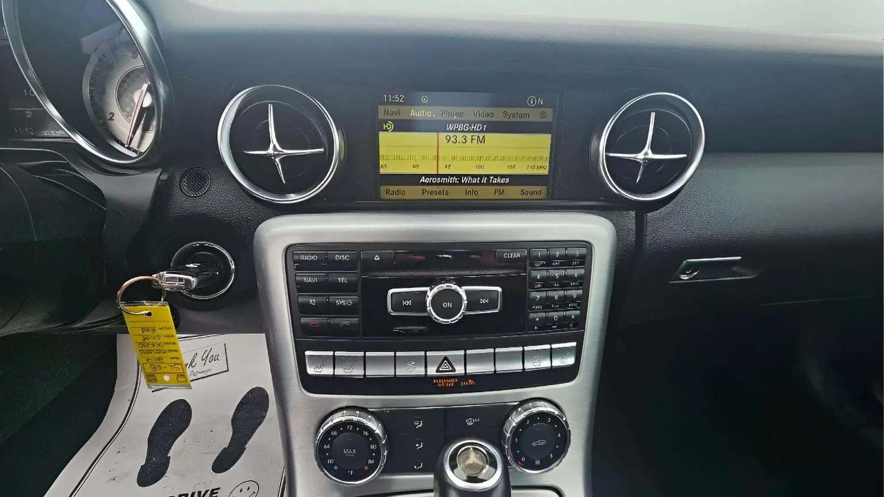 Mercedes-Benz SLK-Class 2dr Roadster SLK 250 2012