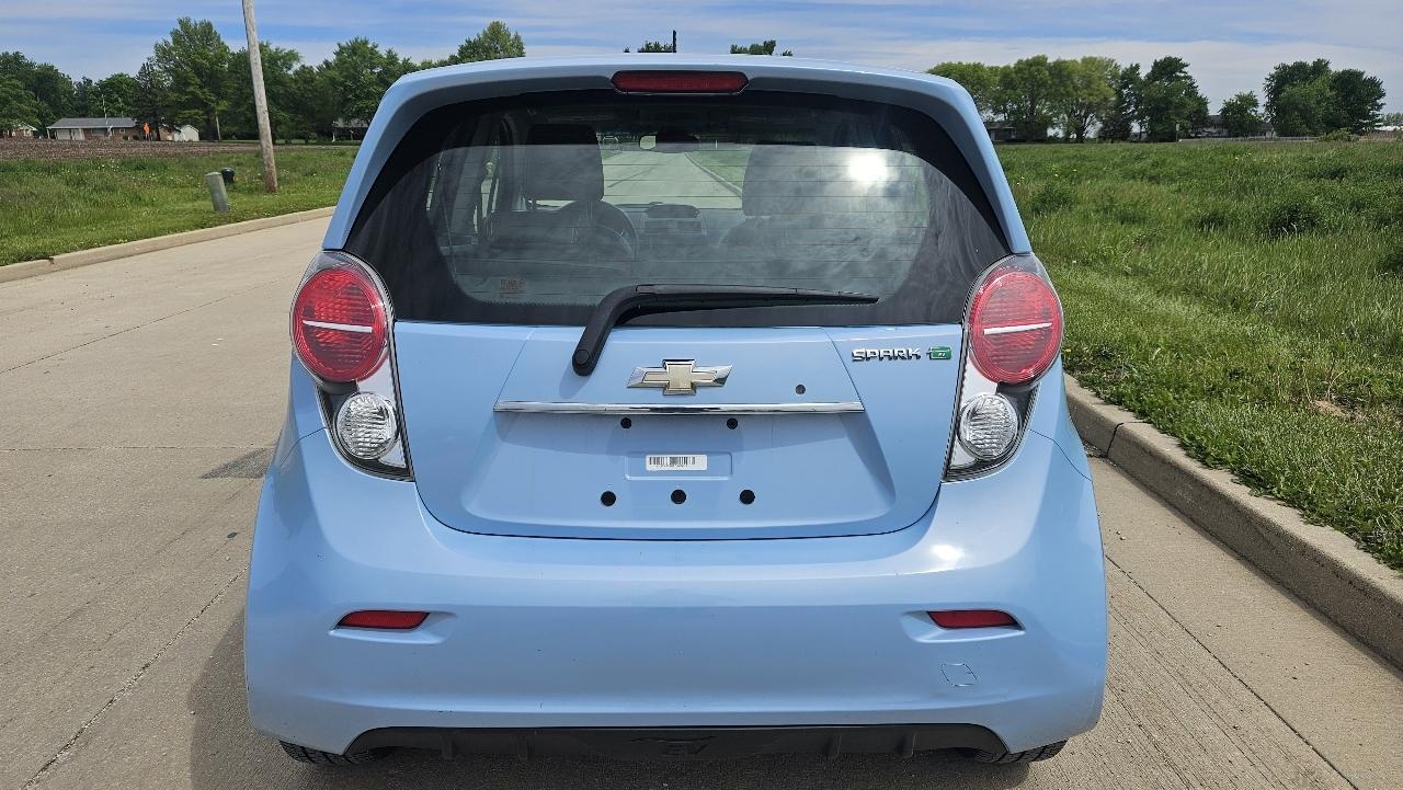 Chevrolet Spark EV 5dr HB LT w/1SA 2014