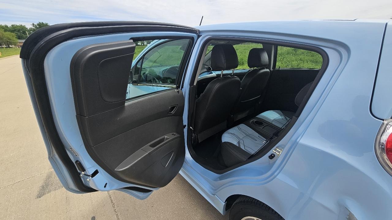 Chevrolet Spark EV 5dr HB LT w/1SA 2014