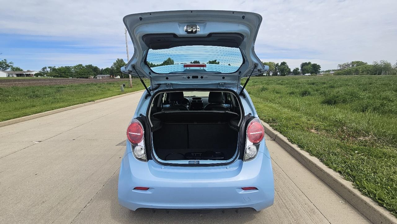 Chevrolet Spark EV 5dr HB LT w/1SA 2014