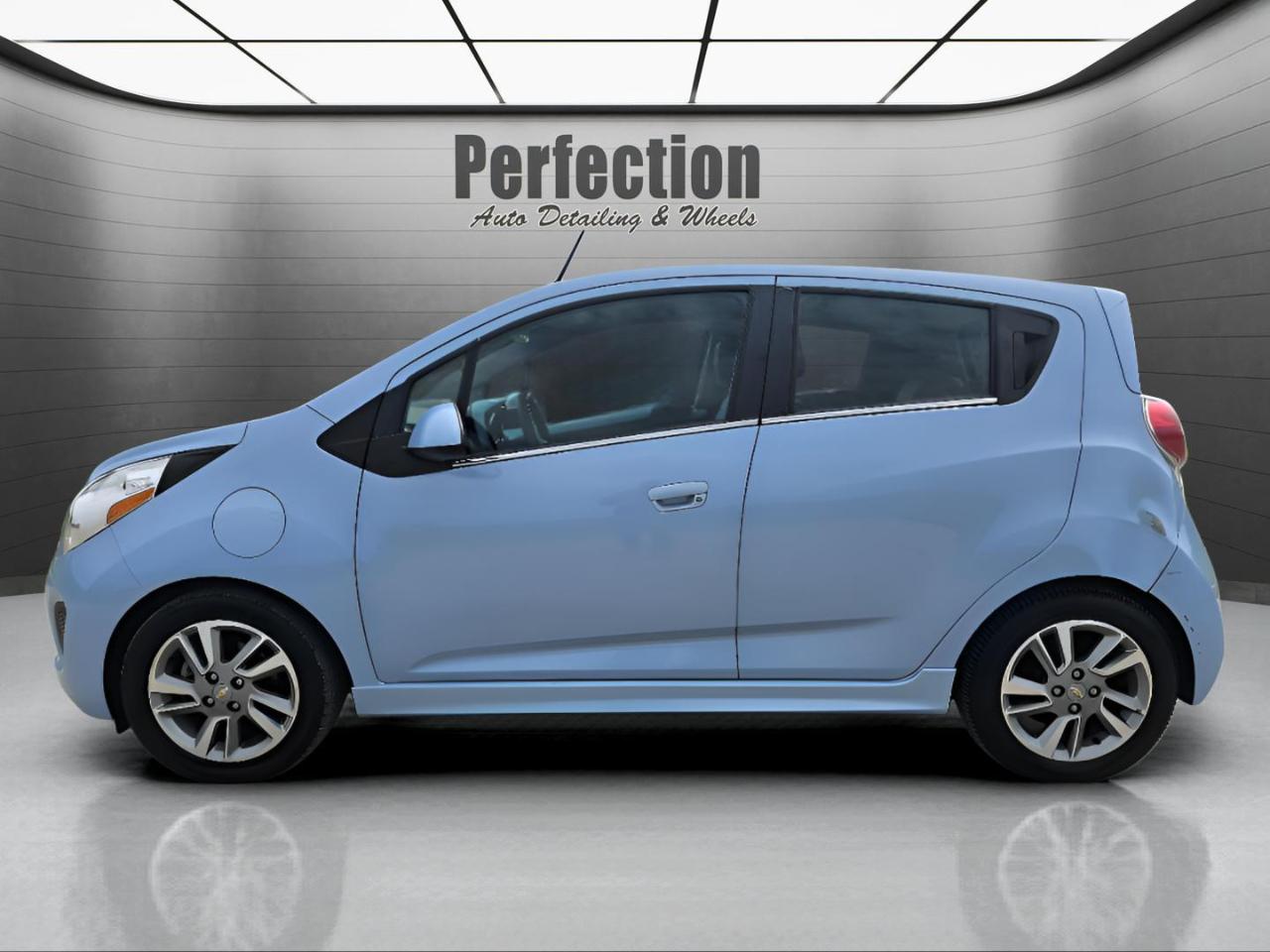 Chevrolet Spark EV 5dr HB LT w/1SA 2014