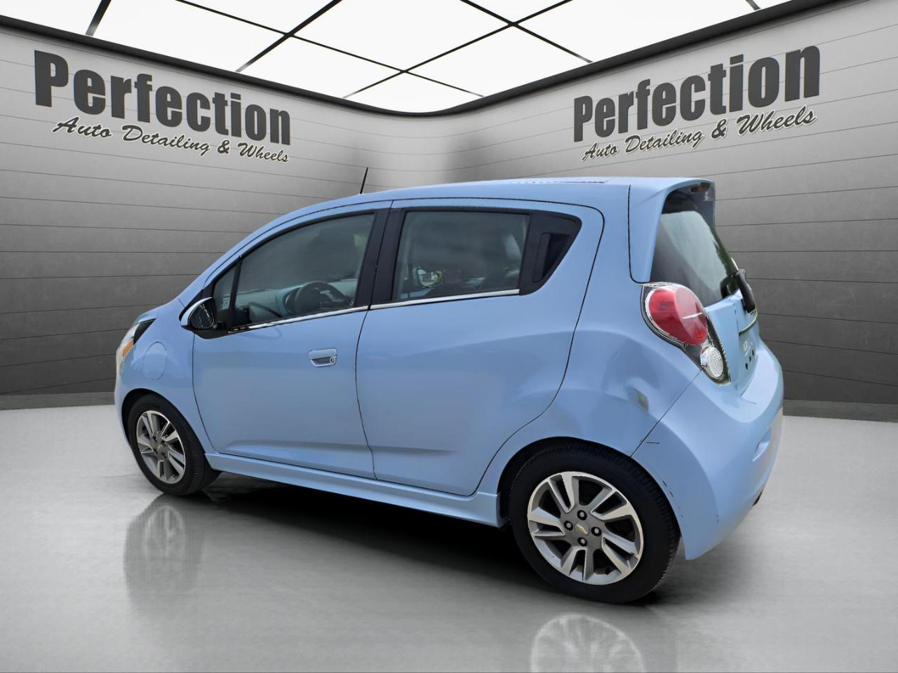 Chevrolet Spark EV 5dr HB LT w/1SA 2014