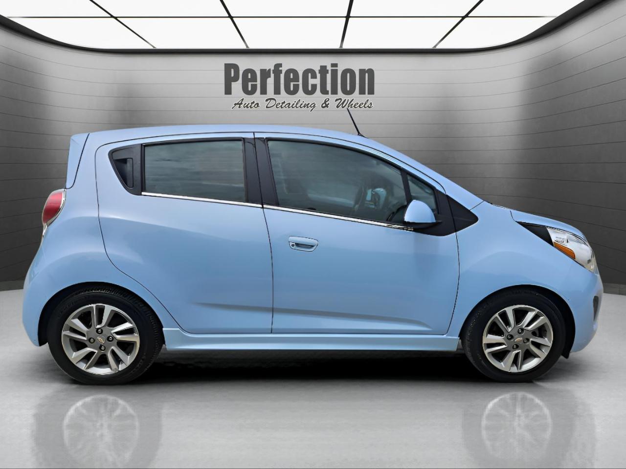 Chevrolet Spark EV 5dr HB LT w/1SA 2014