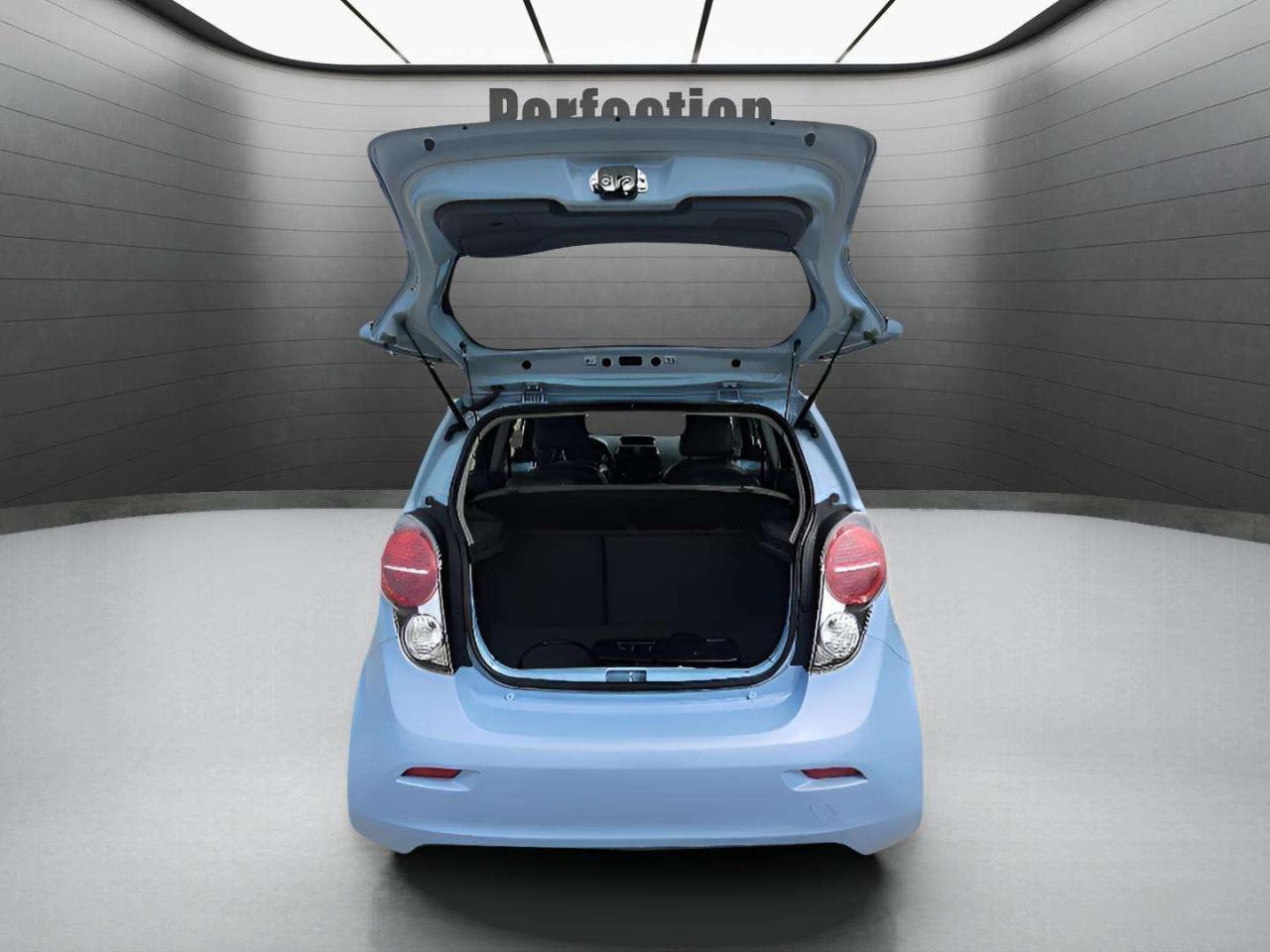 Chevrolet Spark EV 5dr HB LT w/1SA 2014