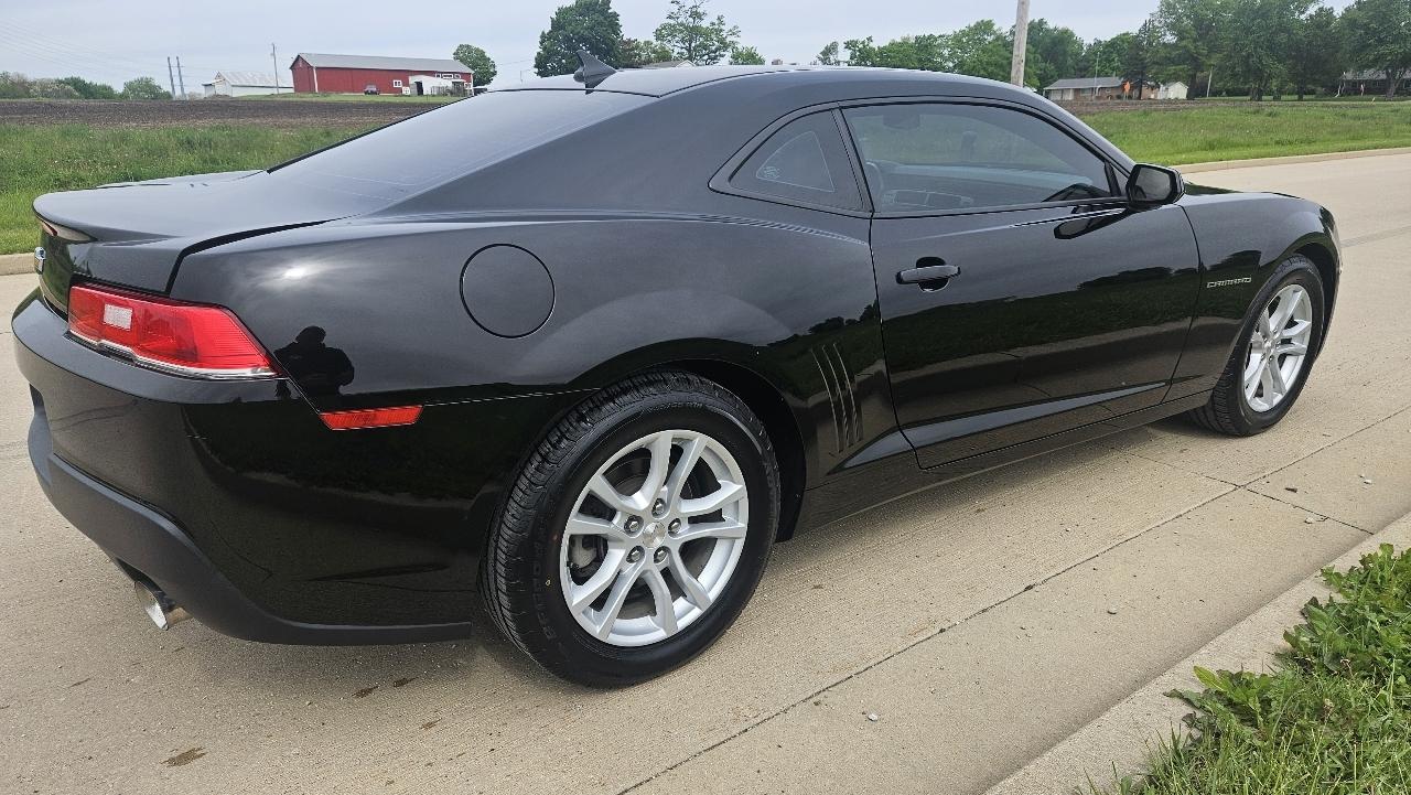 Chevrolet Camaro 2dr Cpe LS w/2LS 2015