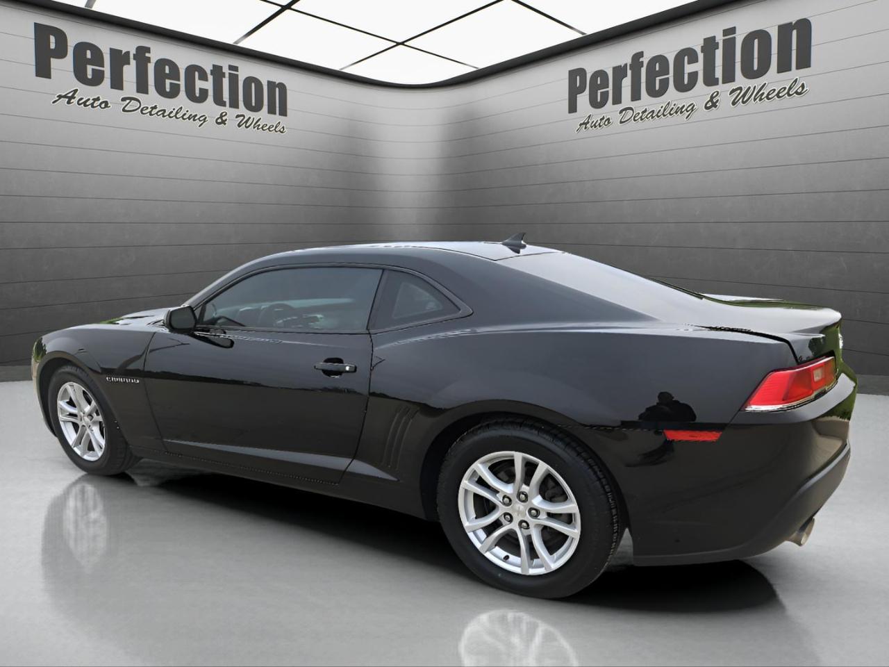 Chevrolet Camaro 2dr Cpe LS w/2LS 2015