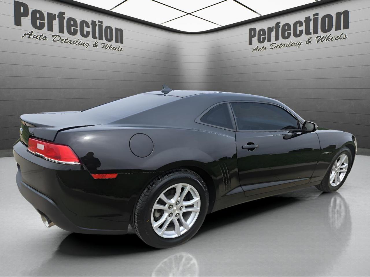 Chevrolet Camaro 2dr Cpe LS w/2LS 2015