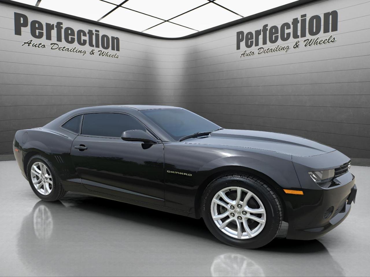 Chevrolet Camaro 2dr Cpe LS w/2LS 2015