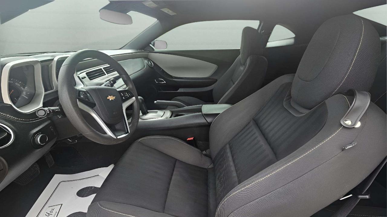 Chevrolet Camaro 2dr Cpe LS w/2LS 2015