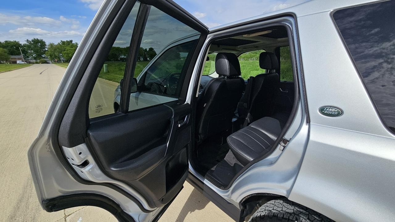 Land Rover LR2 AWD 4dr 2014