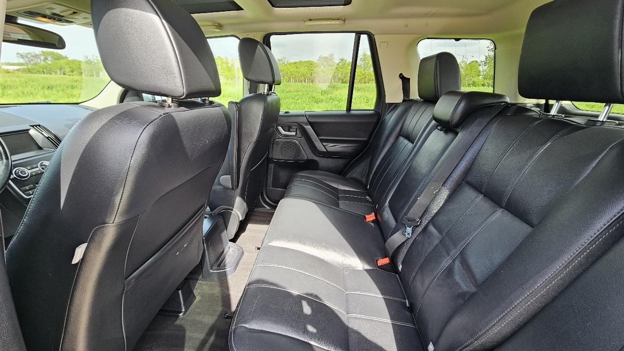 Land Rover LR2 AWD 4dr 2014