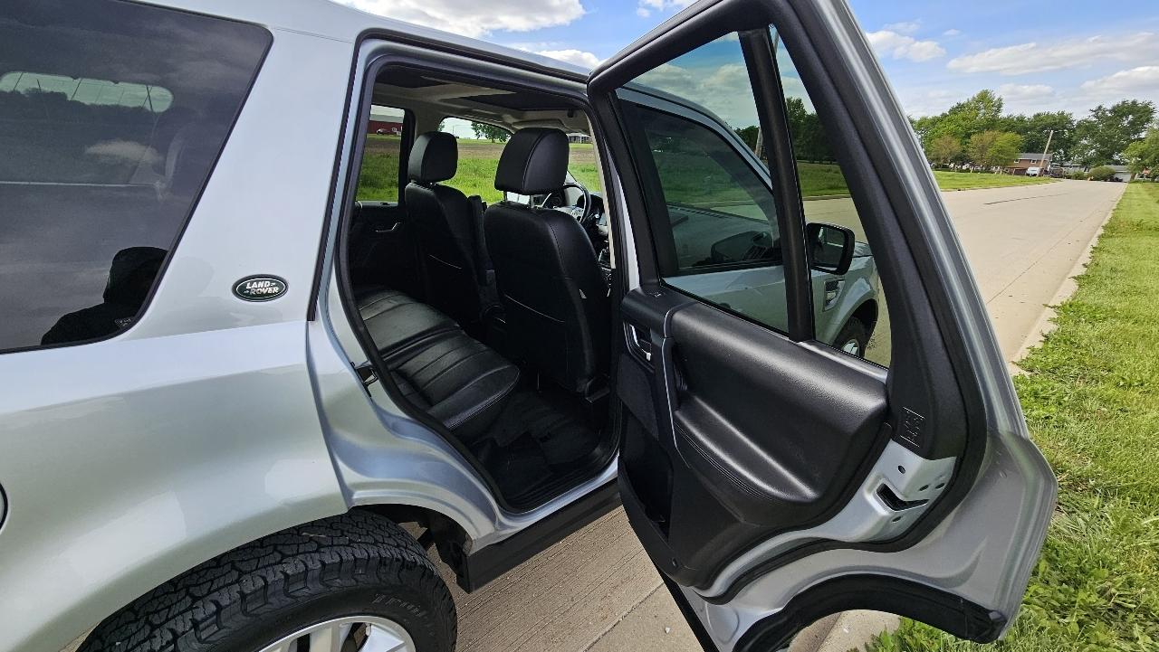 Land Rover LR2 AWD 4dr 2014