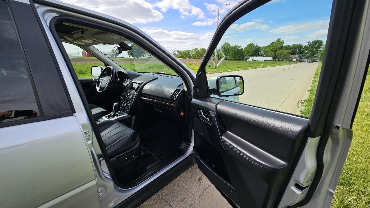 Land Rover LR2 AWD 4dr 2014