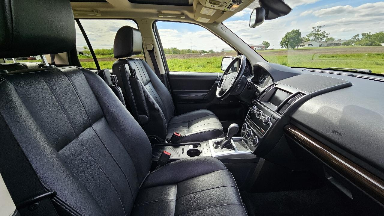 Land Rover LR2 AWD 4dr 2014