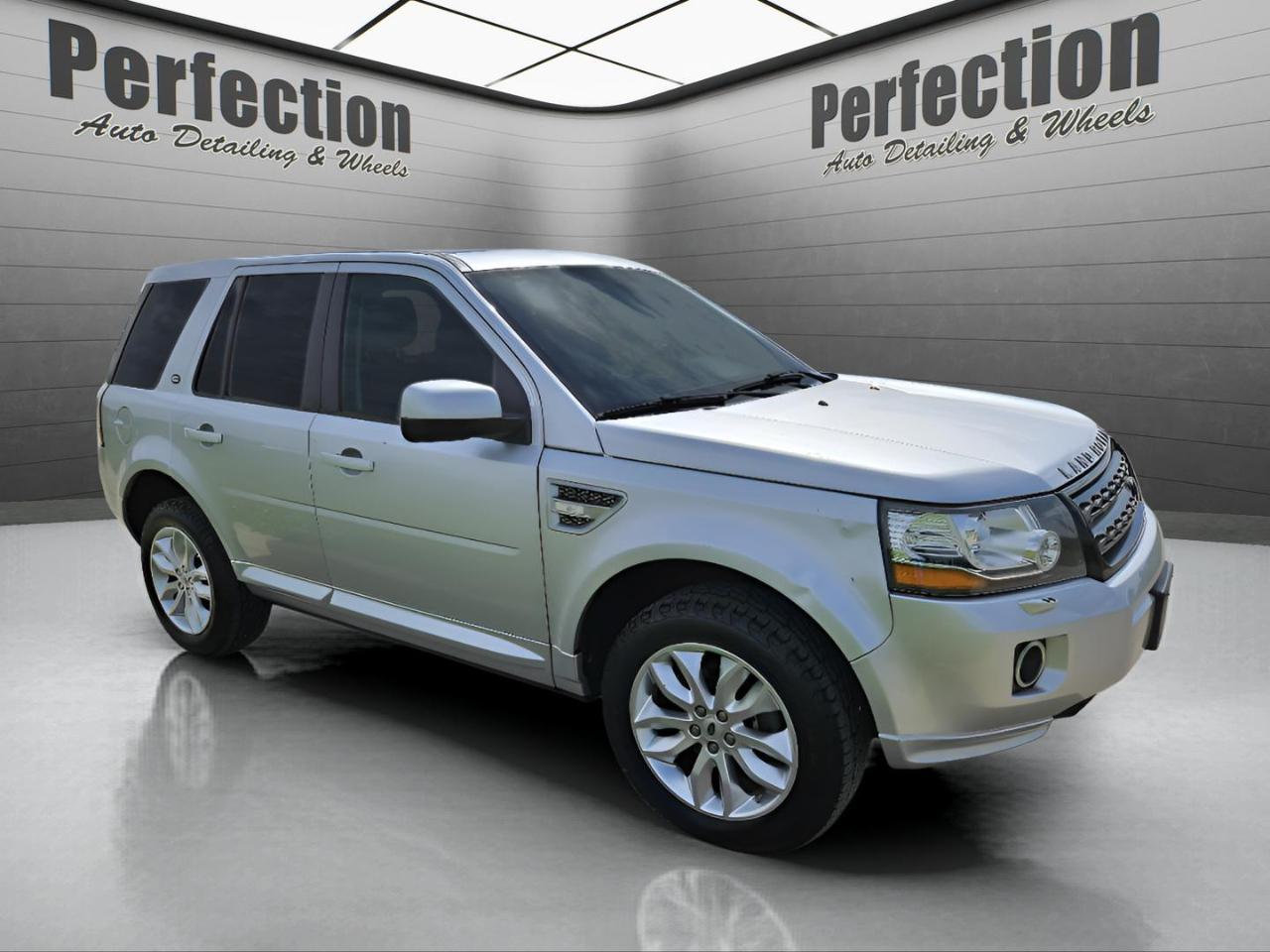 Land Rover LR2 AWD 4dr 2014
