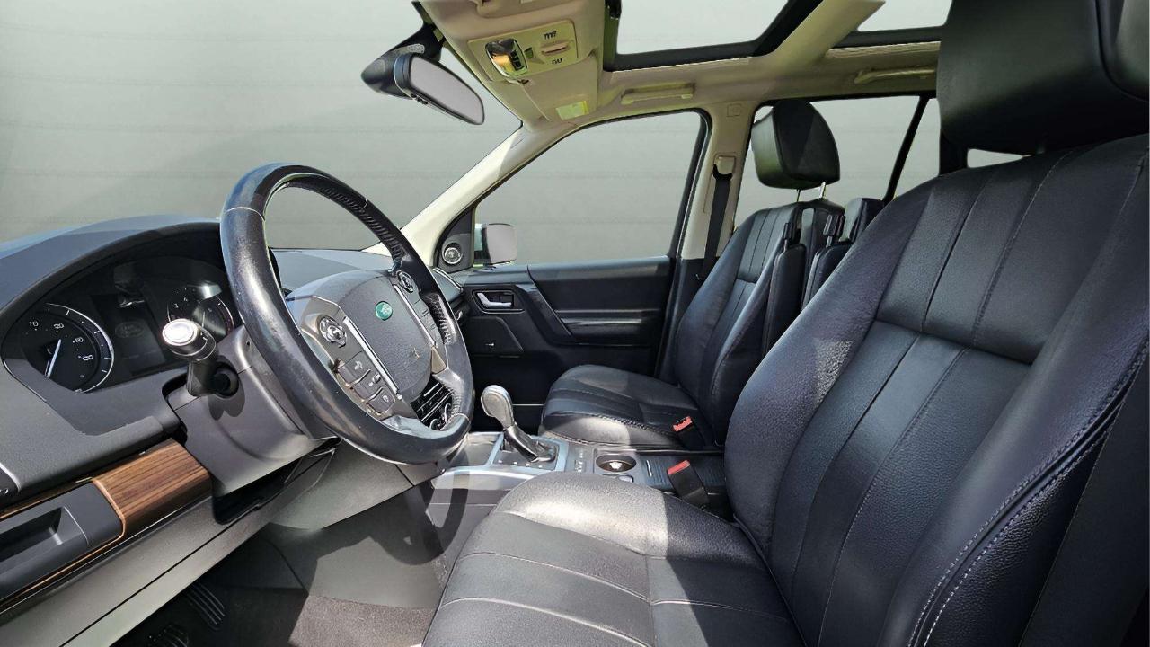Land Rover LR2 AWD 4dr 2014
