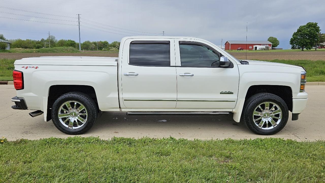 Chevrolet Silverado 1500 4WD Crew Cab 143.5" High Country 2014