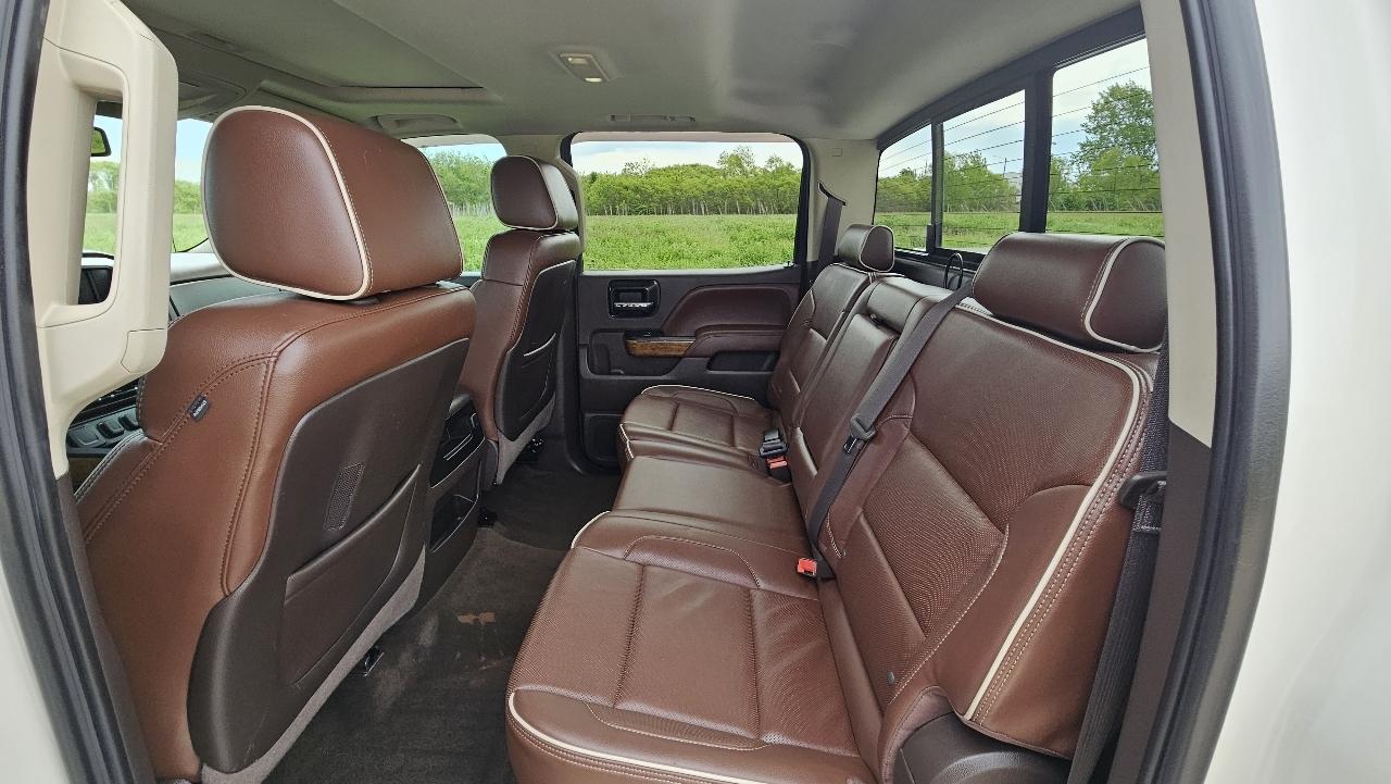 Chevrolet Silverado 1500 4WD Crew Cab 143.5" High Country 2014