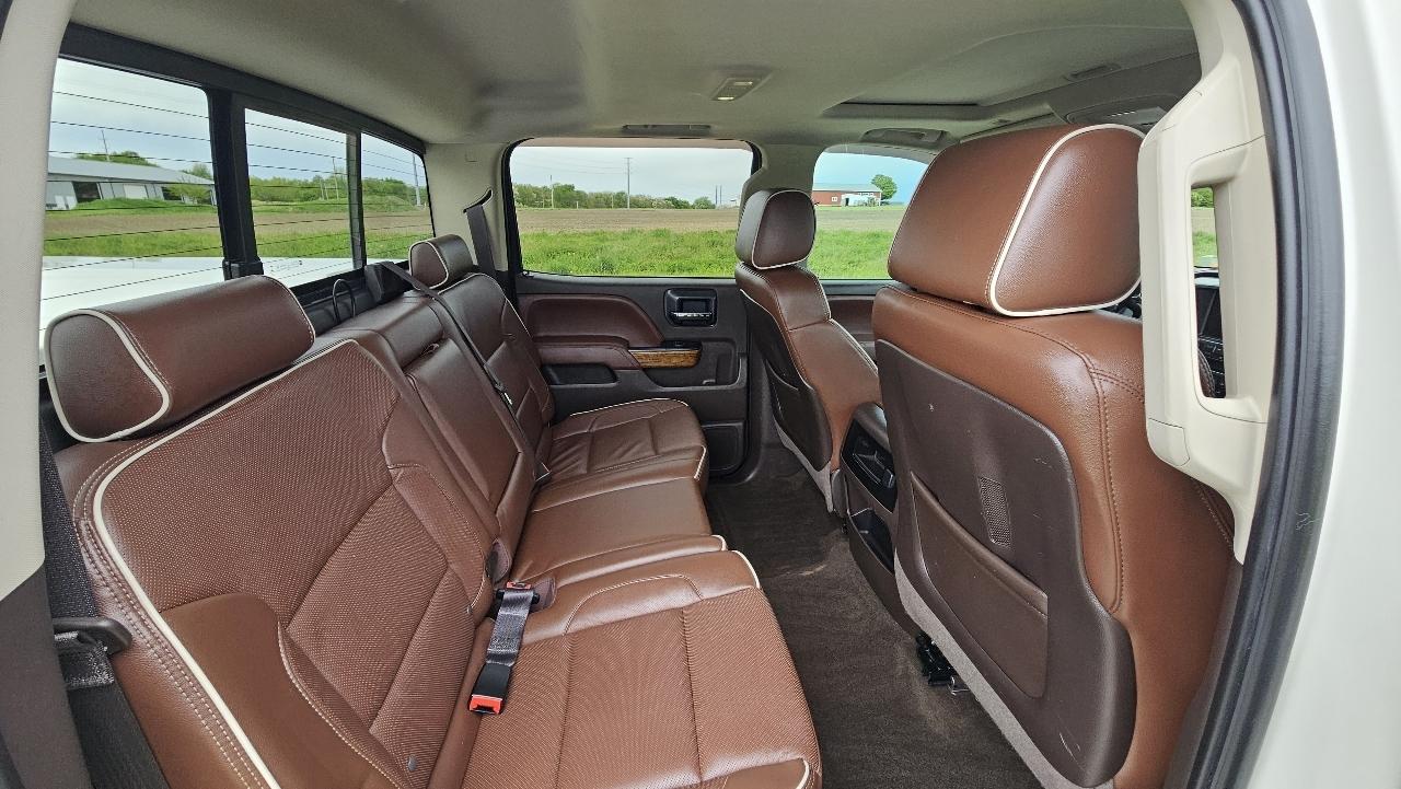 Chevrolet Silverado 1500 4WD Crew Cab 143.5" High Country 2014
