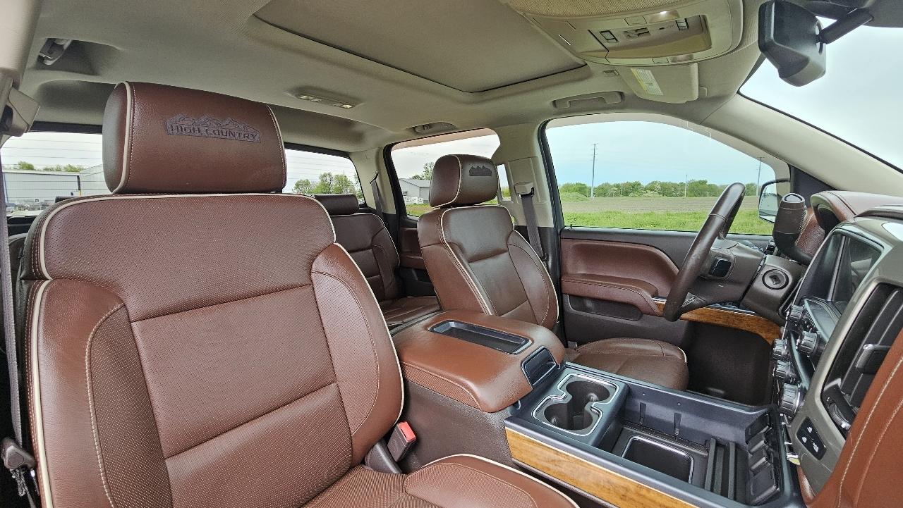 Chevrolet Silverado 1500 4WD Crew Cab 143.5" High Country 2014
