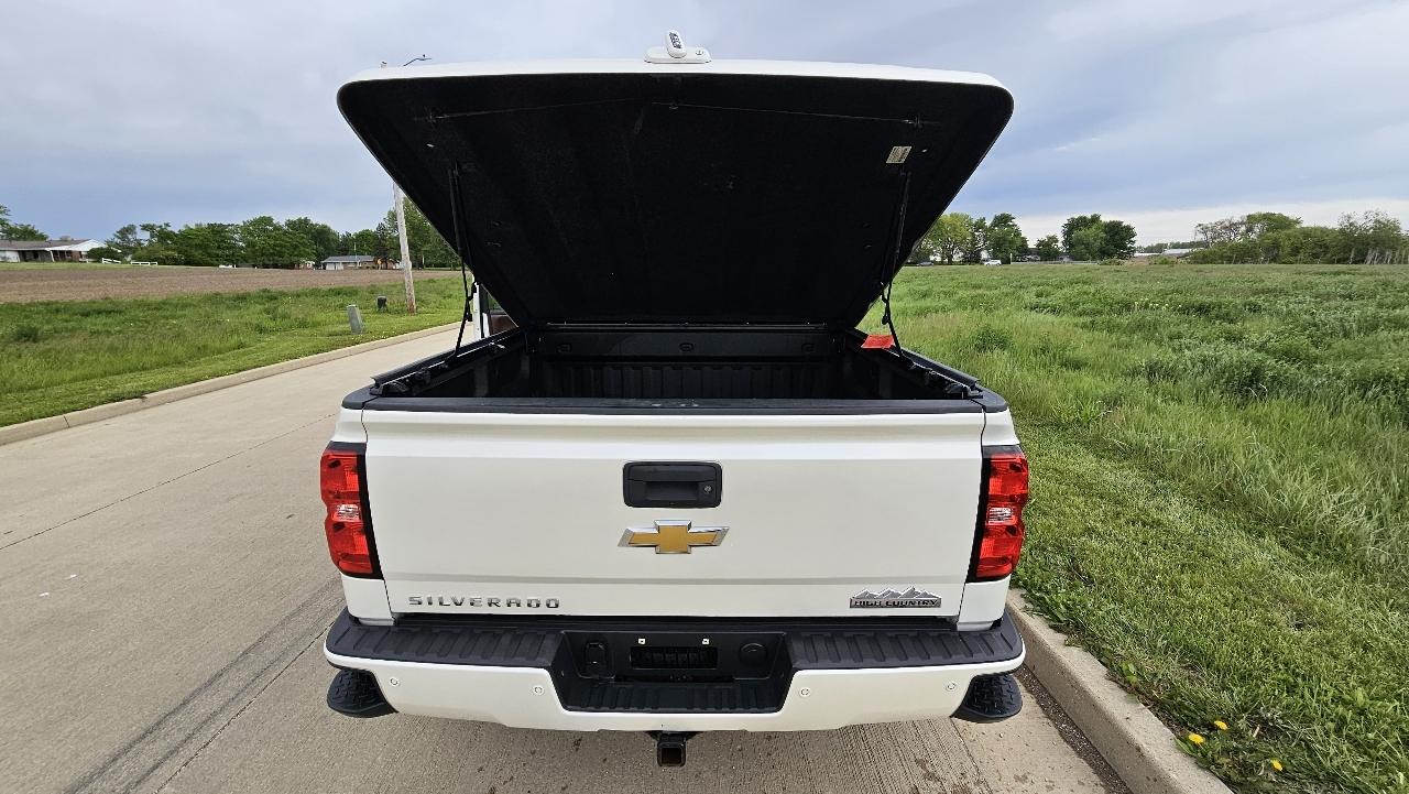 Chevrolet Silverado 1500 4WD Crew Cab 143.5" High Country 2014