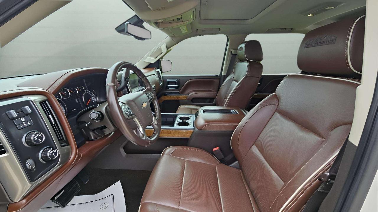 Chevrolet Silverado 1500 4WD Crew Cab 143.5" High Country 2014
