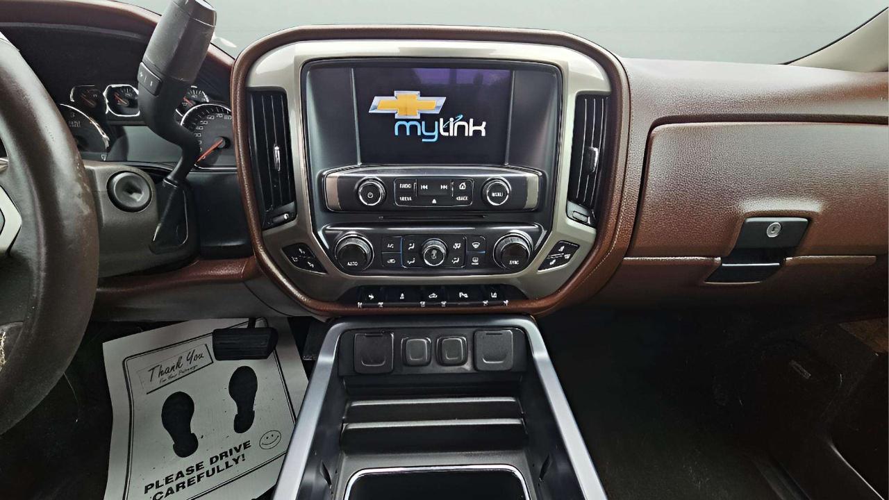 Chevrolet Silverado 1500 4WD Crew Cab 143.5" High Country 2014
