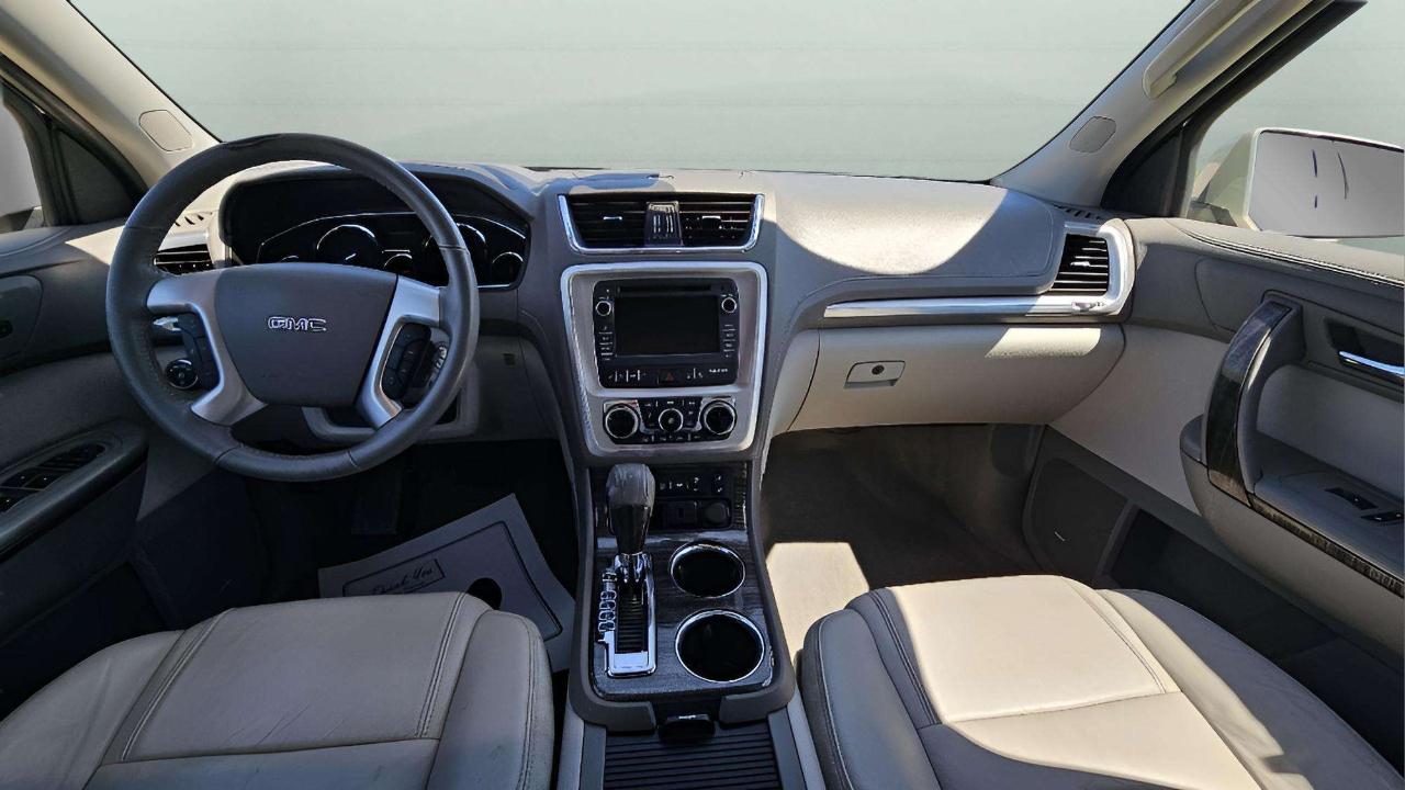 GMC Acadia FWD 4dr SLT w/SLT-1 2016