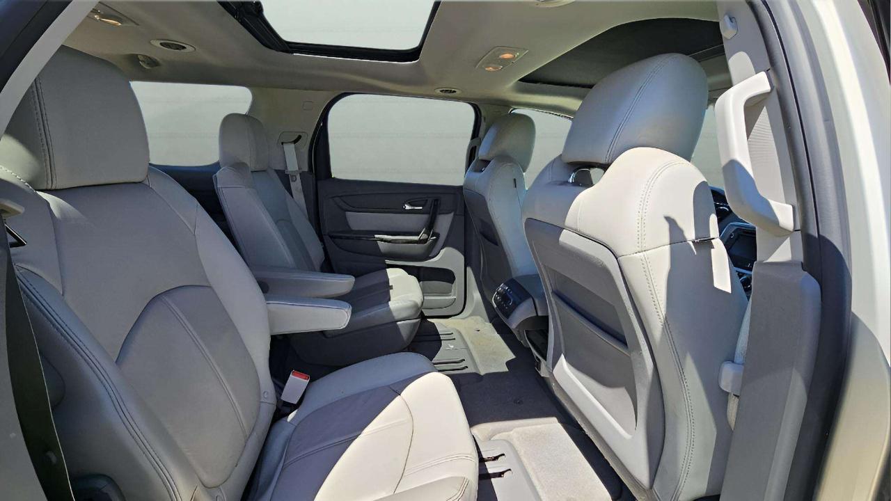 GMC Acadia FWD 4dr SLT w/SLT-1 2016