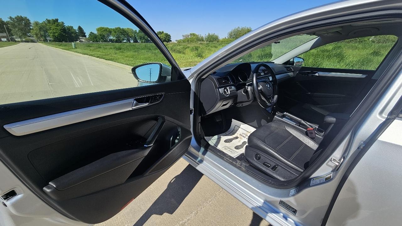 Volkswagen Passat 2.0T Wolfsburg Edition Auto 2019