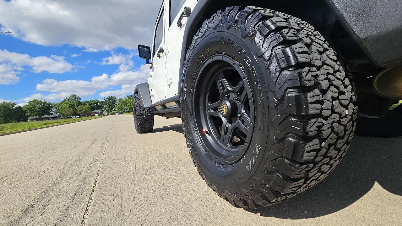 Jeep Wrangler Unlimited RWD 4dr X 2009