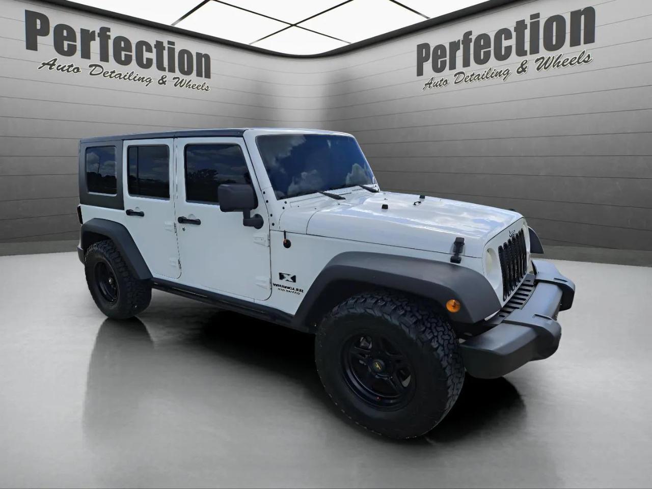 Jeep Wrangler Unlimited RWD 4dr X 2009