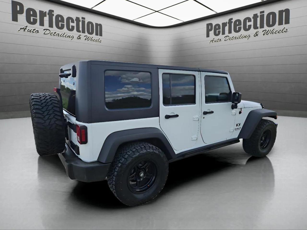Jeep Wrangler Unlimited RWD 4dr X 2009
