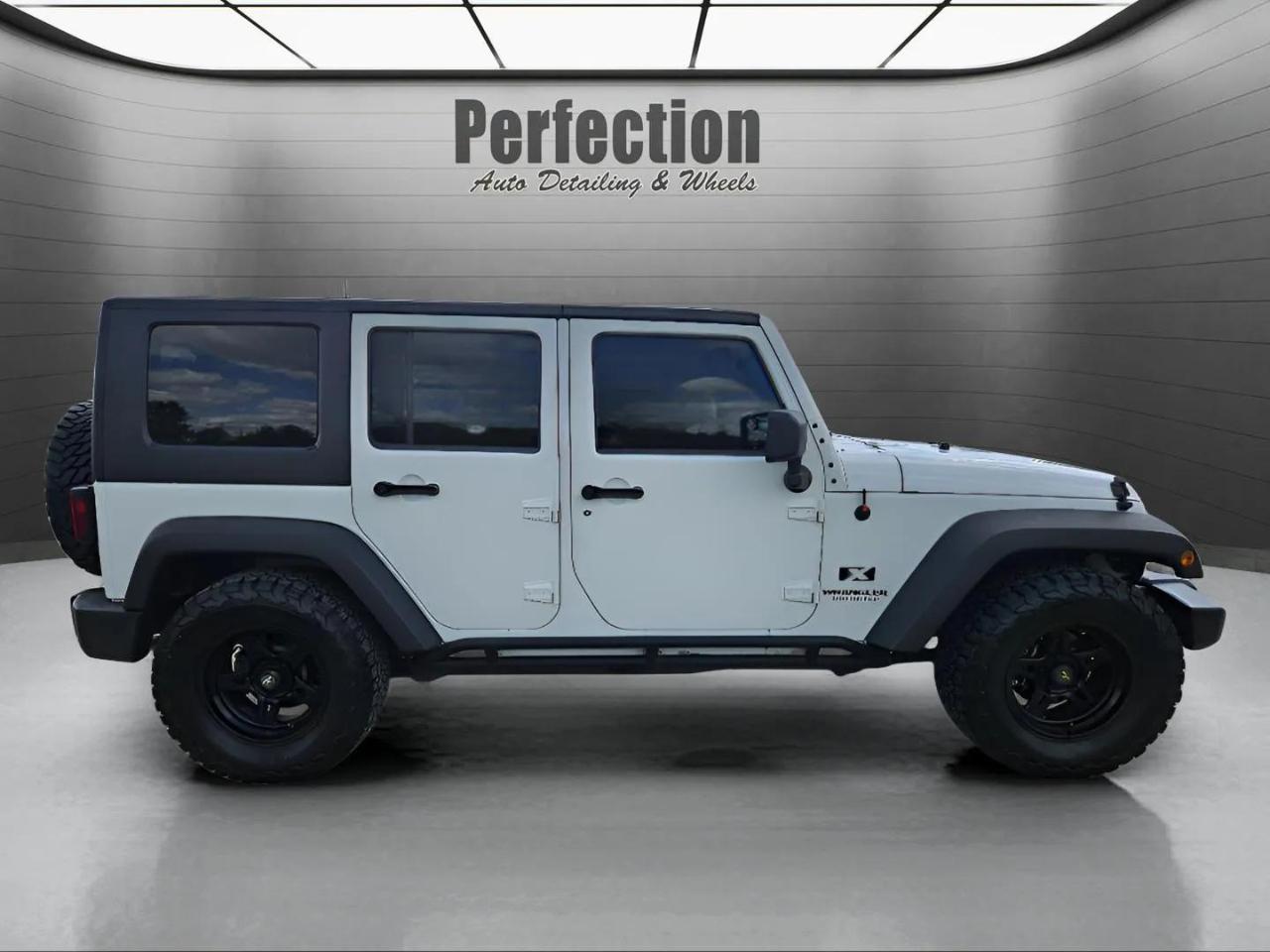 Jeep Wrangler Unlimited RWD 4dr X 2009