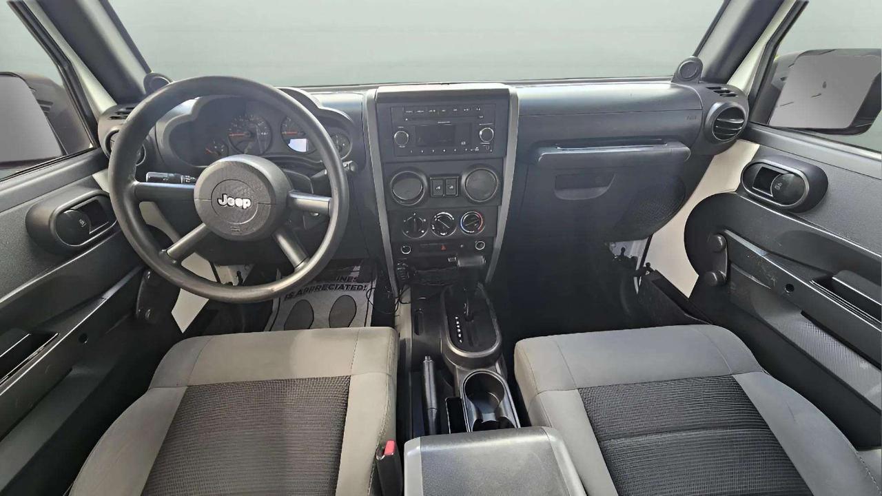 Jeep Wrangler Unlimited RWD 4dr X 2009