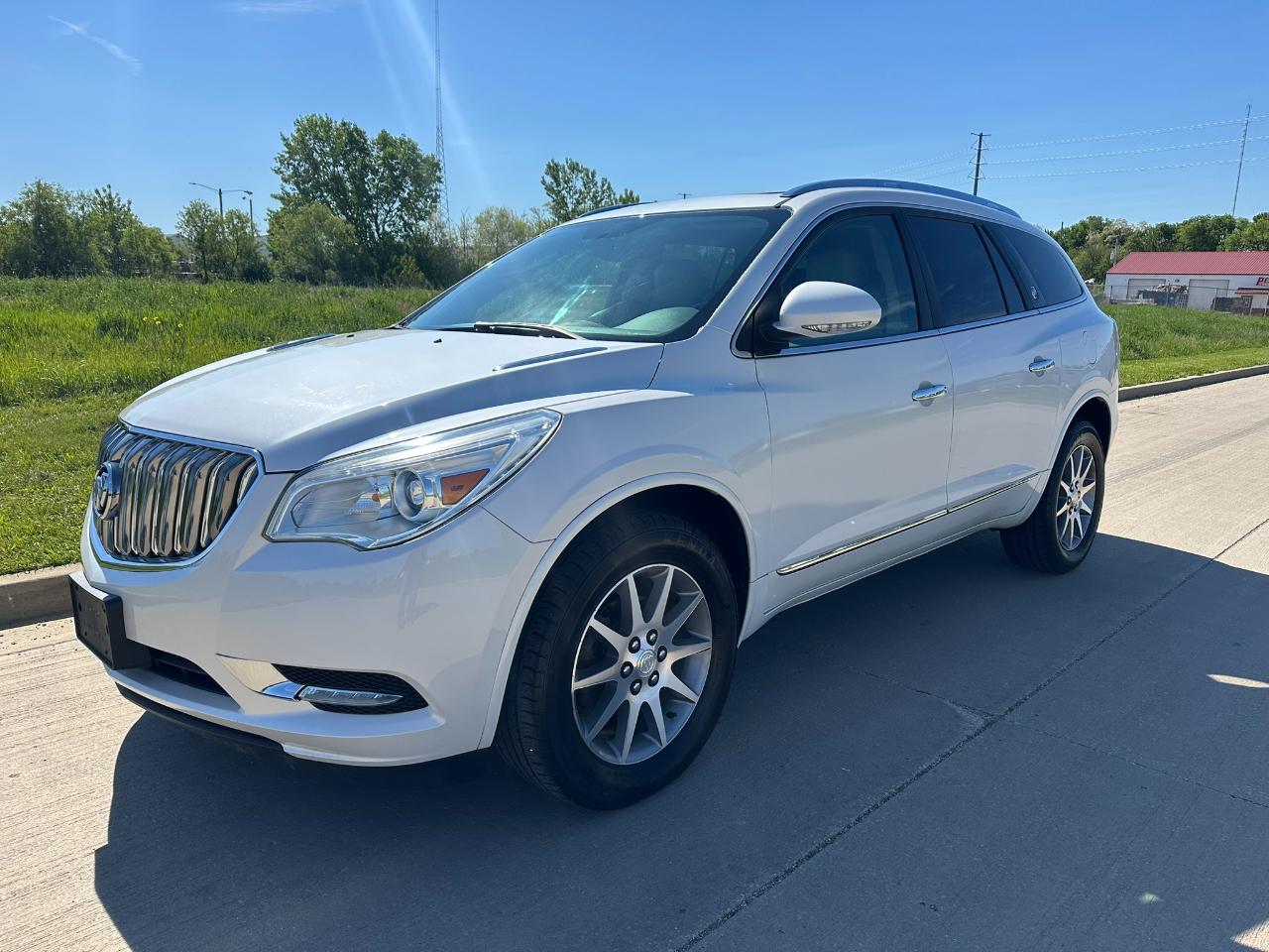 2017 Buick Enclave FWD 4dr Leather