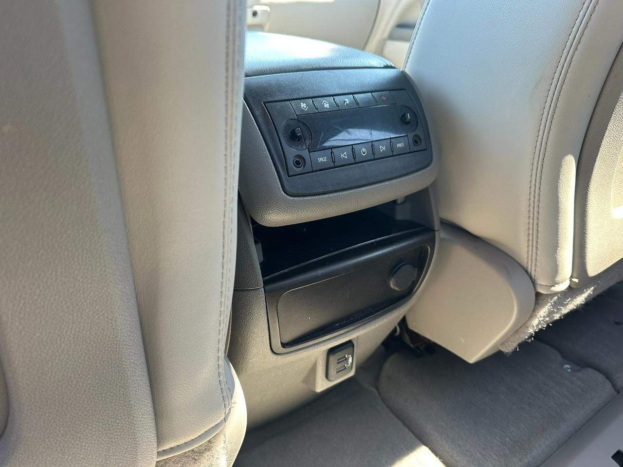 Buick Enclave FWD 4dr Leather 2017