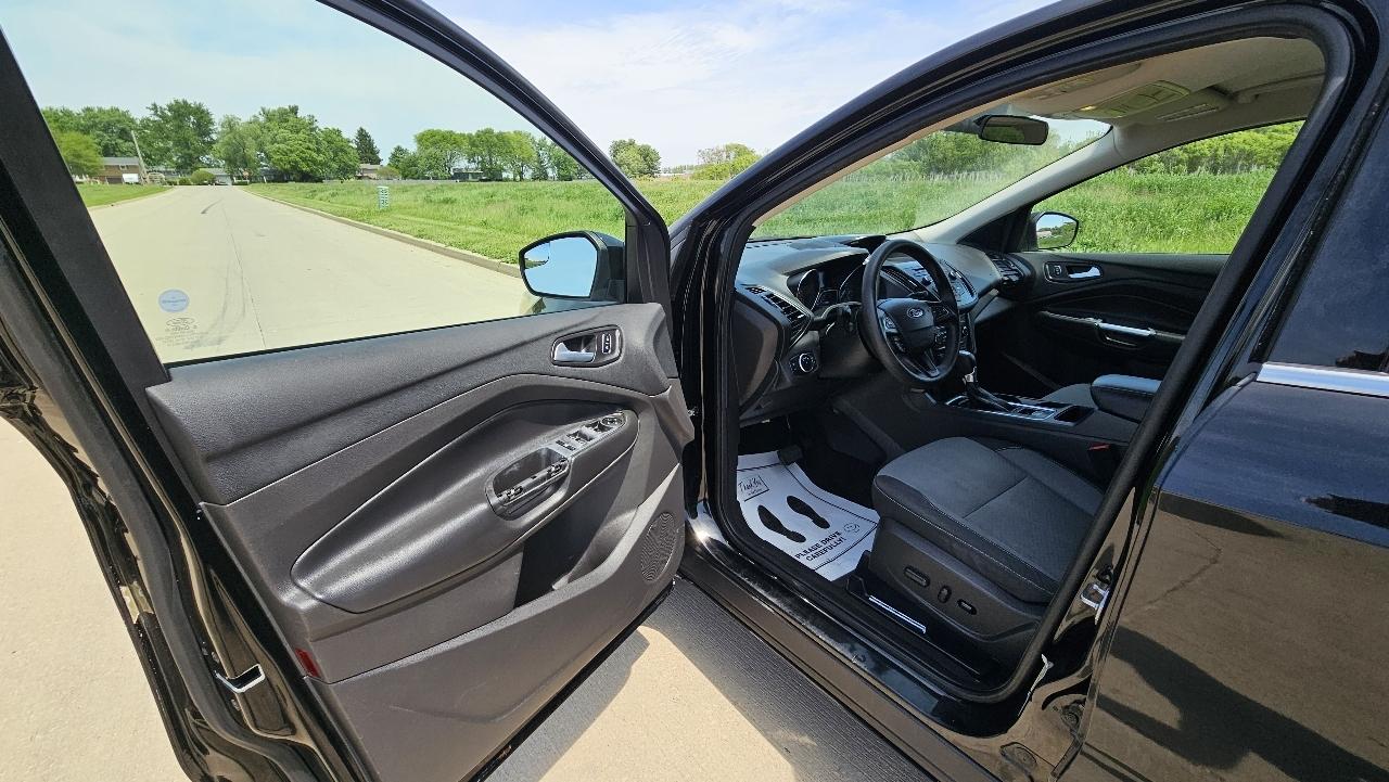Ford Escape SE FWD 2017