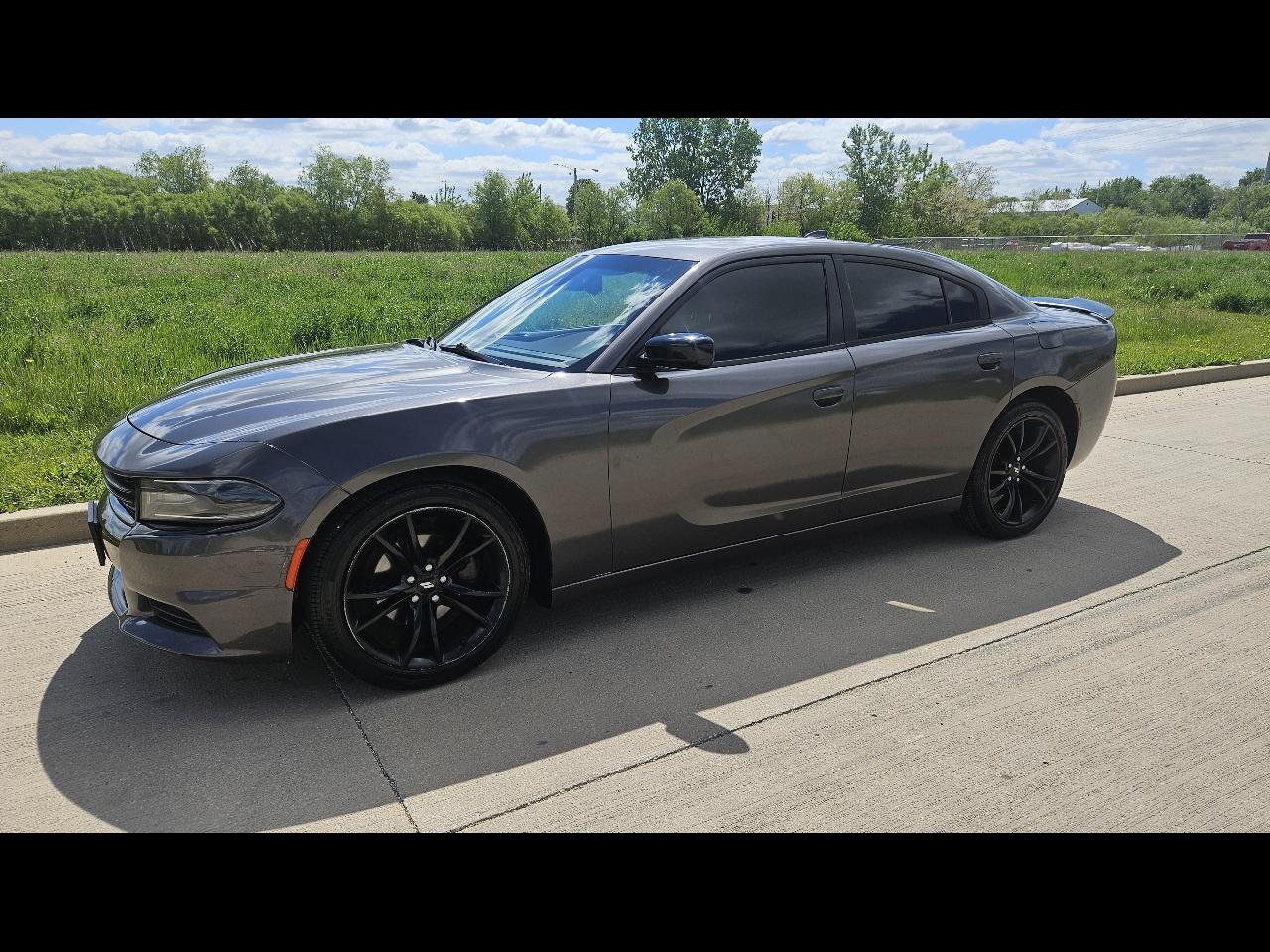 2018 Dodge Charger SXT Plus's photo